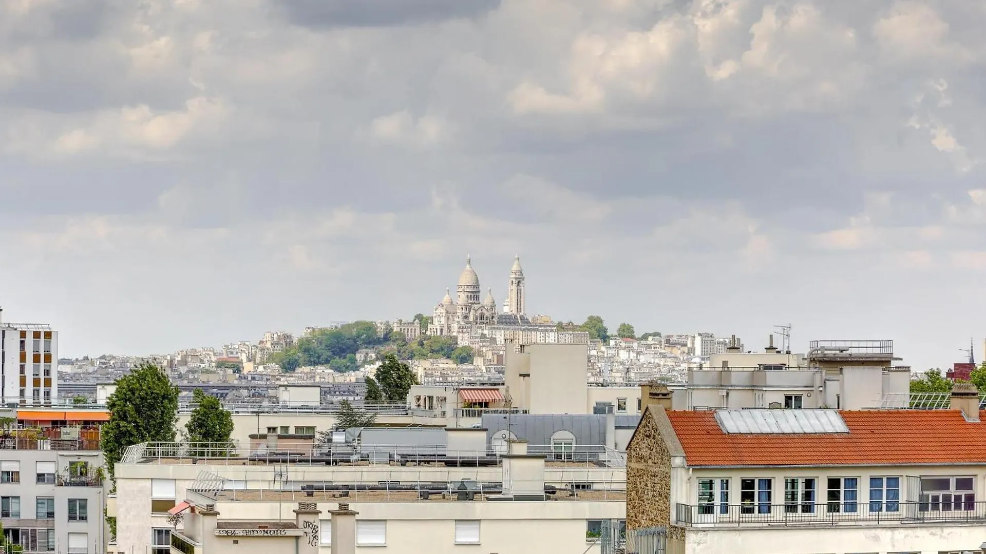 Magnifique Appartement Avec Vue Sur Tour Eiffel Avec 3 Chambres Parijs